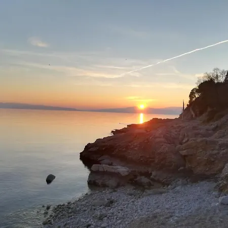 Pelcic,with Wifi And Free Parking Kostrena