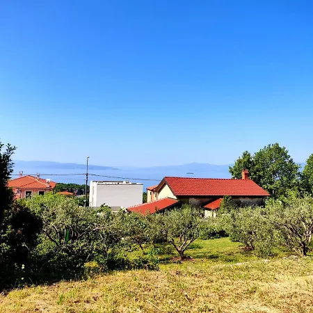 Pelcic,with Wifi And Free Parking Kostrena