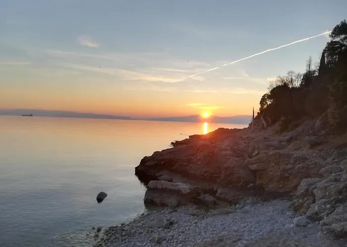 Pelcic,with Wifi And Free Parking Kostrena